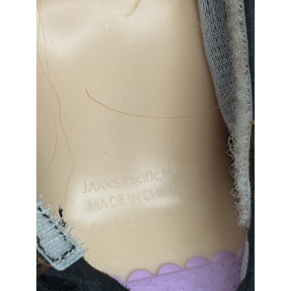 Disney Frozen 2 Anna Travel Adventure Toddler Doll Black Dress & Boots 14